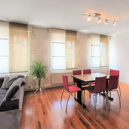 Stunning In With Wifi And 2 Bedrooms Daire